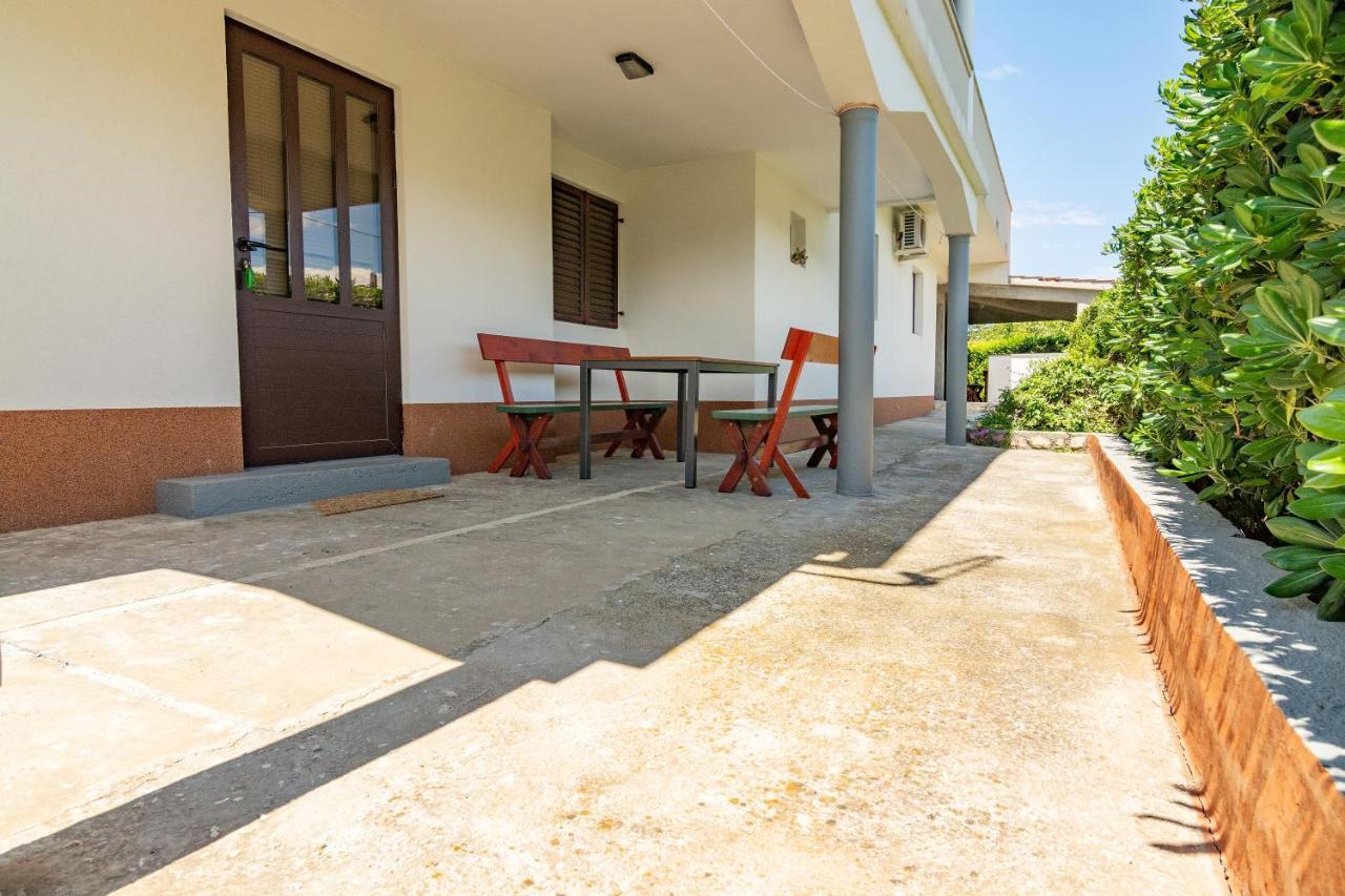 Apartment Dumicic 2 Mundanije 외부 사진
